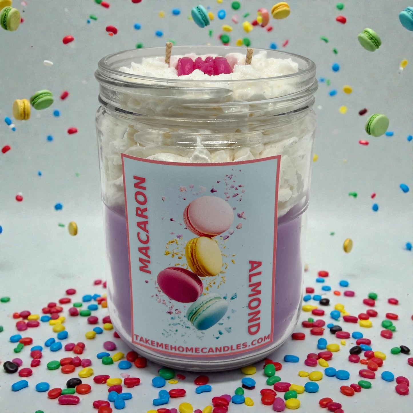 Almon Macaron whipped cream candle